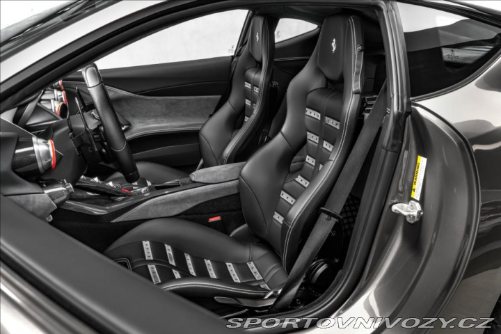 Ferrari 812 Superfast V12 OV,RU 2018