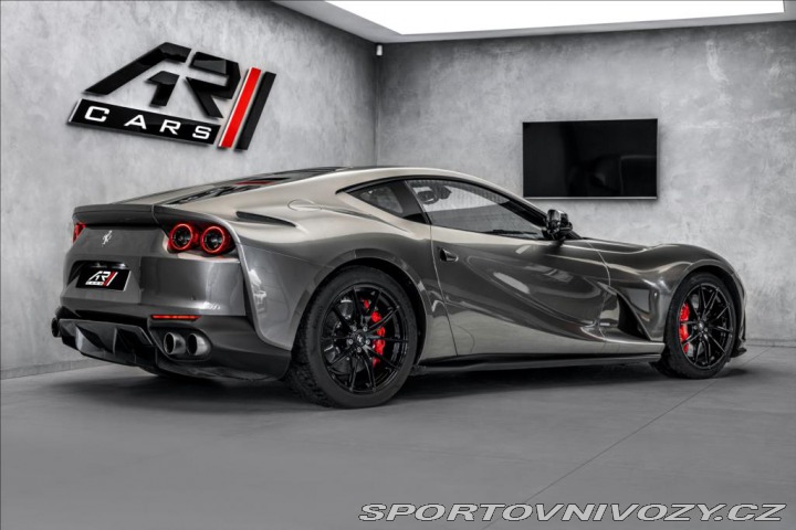 Ferrari 812 Superfast V12 OV,RU 2018