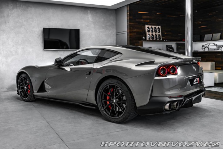Ferrari 812 Superfast V12 OV,RU 2018