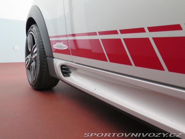 Mini Cooper 1.6 JOHN WORKS COUPE 2011