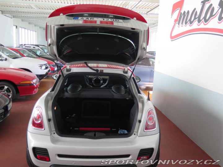 Mini Cooper 1.6 JOHN WORKS COUPE 2011