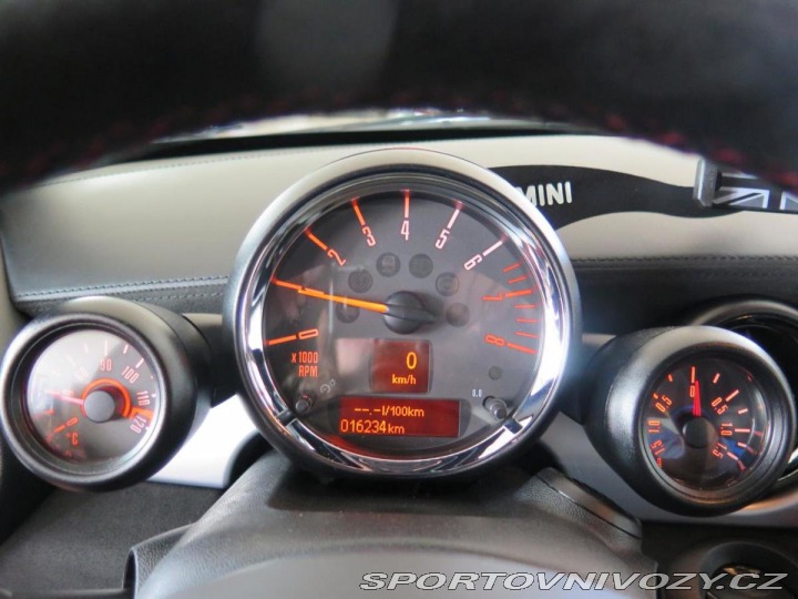 Mini Cooper 1.6 JOHN WORKS COUPE 2011