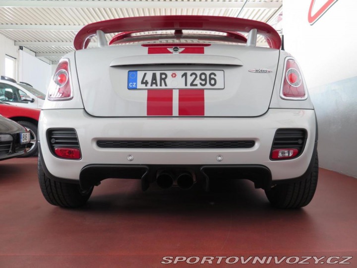 Mini Cooper 1.6 JOHN WORKS COUPE 2011