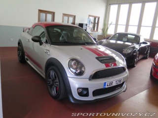 Mini Cooper 1.6 JOHN WORKS COUPE 2011