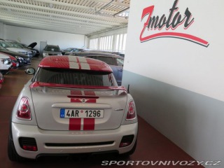Mini Cooper 1.6 JOHN WORKS COUPE 2011