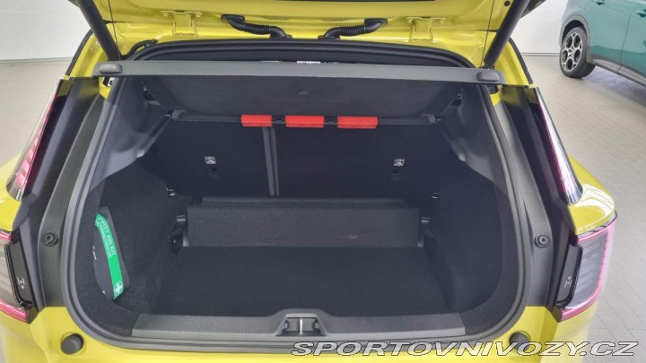 Volvo EX30 Single Motor Plus 272 HP 2024