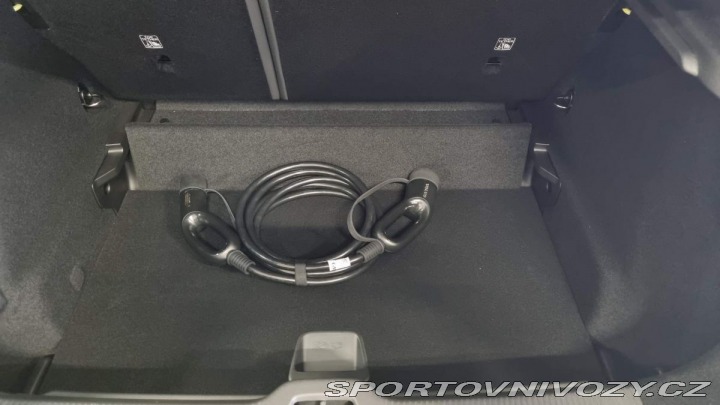 Volvo EX30 Single Motor Plus 272 HP 2024