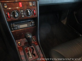 Mercedes-Benz Ostatní modely 124 E320 Cabrio Automat, klim 1994