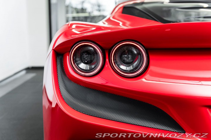 Ferrari Ostatní modely Tributo/Lift/Kamera/Carbo 1800