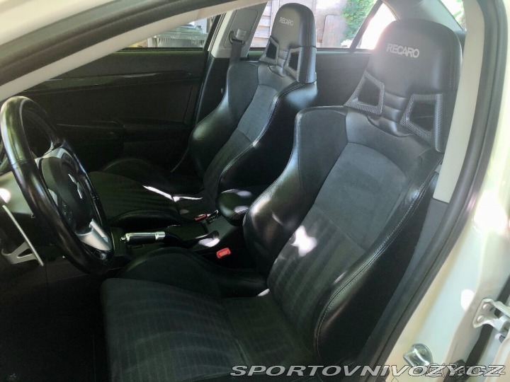 Mitsubishi Lancer EVO 2009