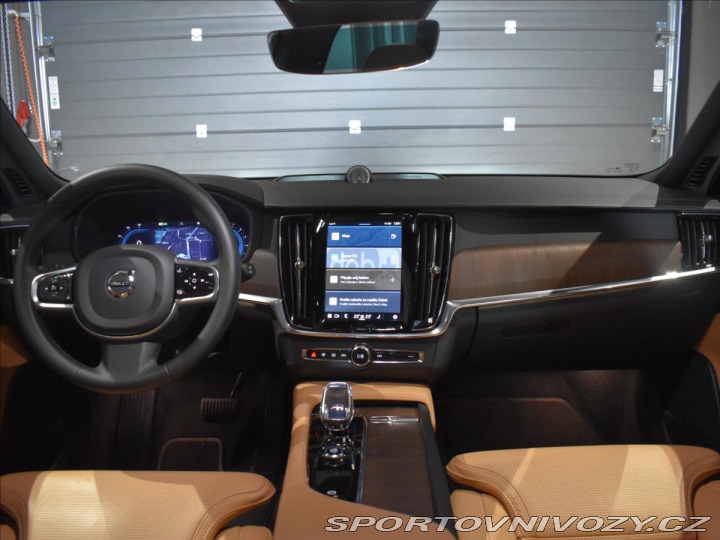 Volvo V90 2,0 B6 AWD ULT DARK Pano, 2023