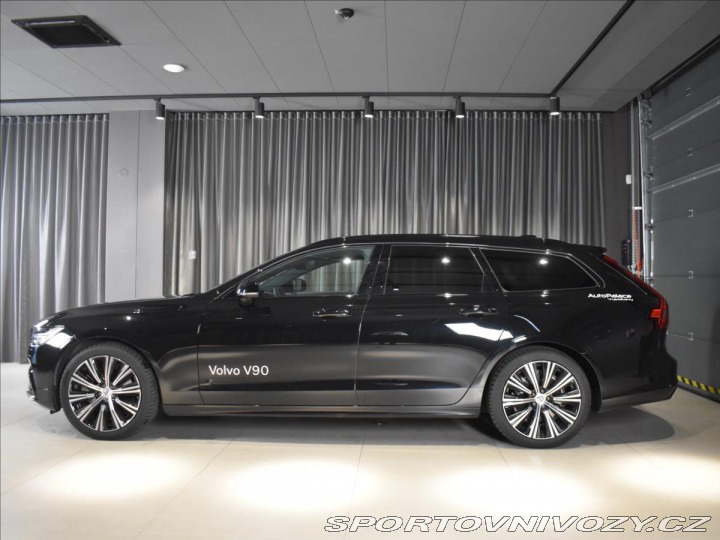 Volvo V90 2,0 B6 AWD ULT DARK Pano, 2023