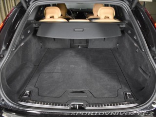 Volvo V90 2,0 B6 AWD ULT DARK Pano, 2023