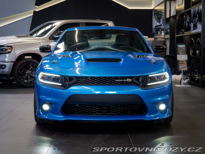 Dodge Charger 6.4 Scat Pack Super Bee 2024