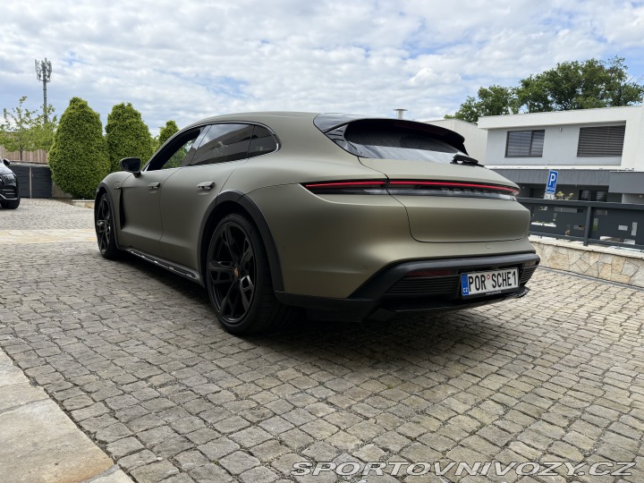 Porsche Taycan Cross Turismo 4S Plus 2021