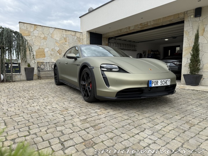 Porsche Taycan Cross Turismo 4S Plus 2021