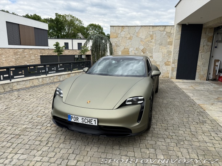 Porsche Taycan Cross Turismo 4S Plus 2021