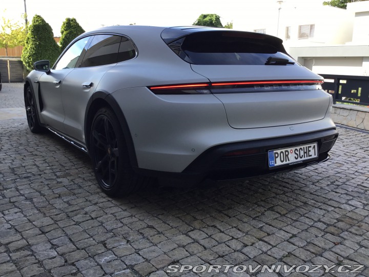 Porsche Taycan Cross Turismo 4S Plus 2021