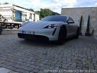 Porsche Taycan Cross Turismo 4S Plus 2021