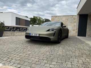 Porsche Taycan Cross Turismo 4S Plus 2021