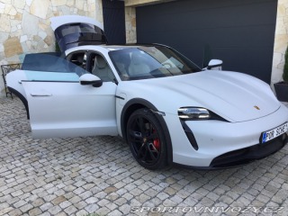 Porsche Taycan Cross Turismo 4S Plus 2021