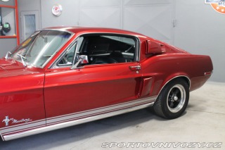 Ford Mustang 289 V8, 4-speed manuál 1968