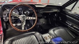 Ford Mustang 289 V8, 4-speed manuál 1968