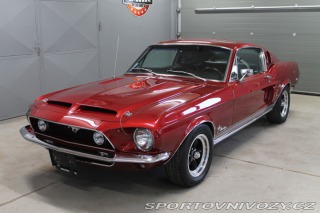 Ford Mustang 289 V8, 4-speed manuál 1968