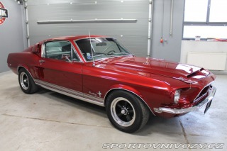 Ford Mustang 289 V8, 4-speed manuál 1968
