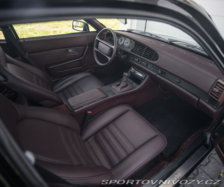 Porsche 944 Turbo 1986