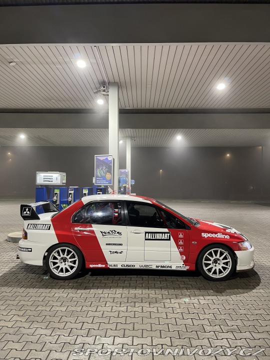 Mitsubishi Lancer EVO 2004