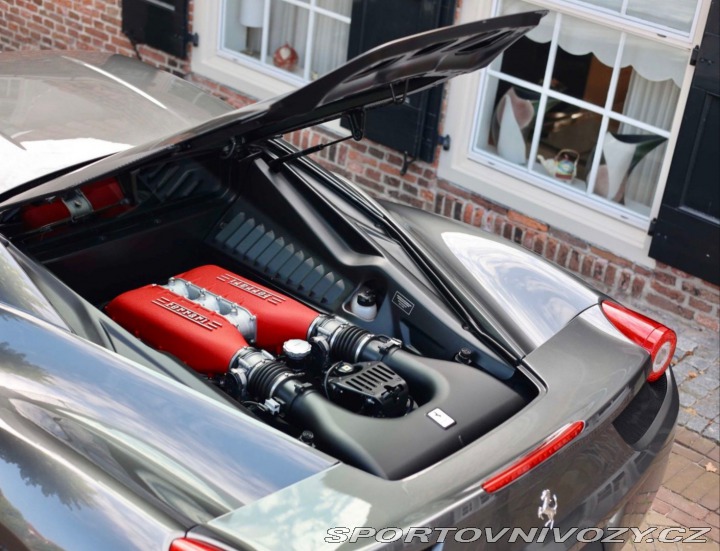 Ferrari 458 Italia, 419KW, AT, zbera 2013