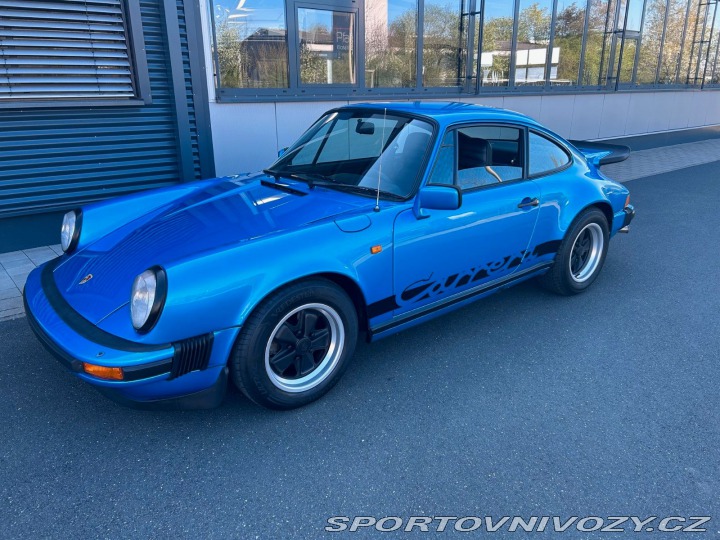 Porsche 911 Carrera 1975