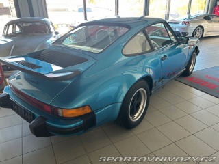 Porsche 911 Carrera 1975