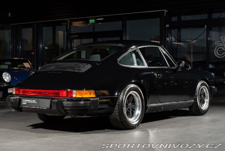 Porsche 911 Carrera 1976