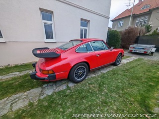 Porsche 911  1975