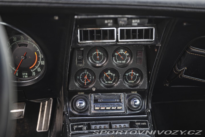 Chevrolet Corvette C3 350 cui T-Top 1971