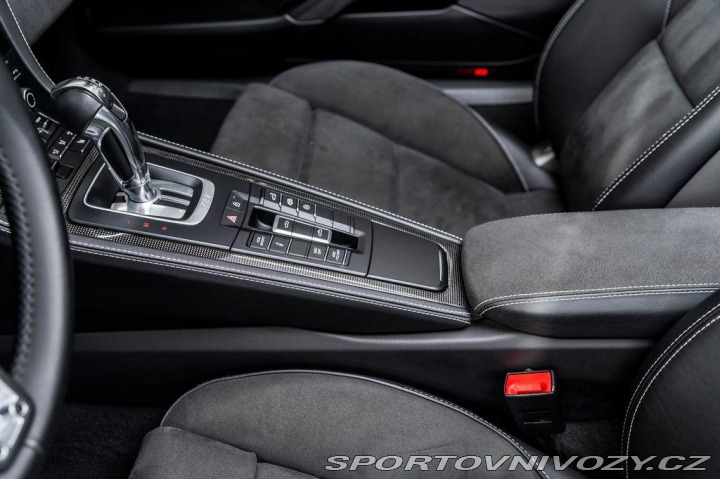 Porsche 718 4.0 Spyder/PDLS+/BOSE/Car 2021