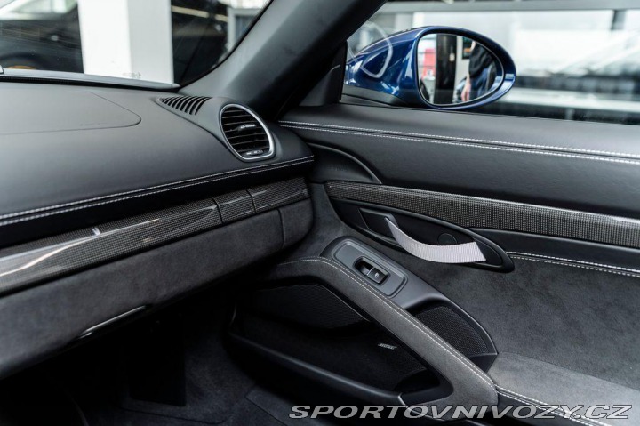 Porsche 718 4.0 Spyder/PDLS+/BOSE/Car 2021