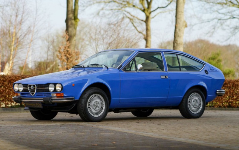 Alfa Romeo GTV 