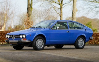 Alfa Romeo GTV 