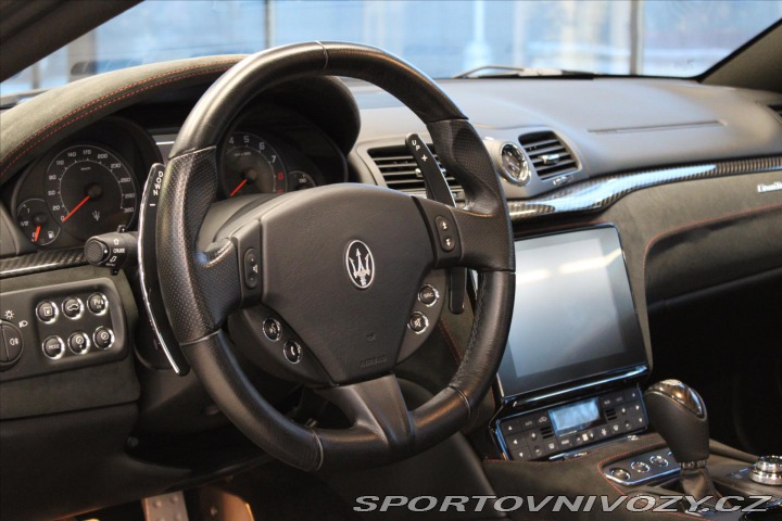 Maserati GranTurismo MC 4,7 V8 338kW 2020