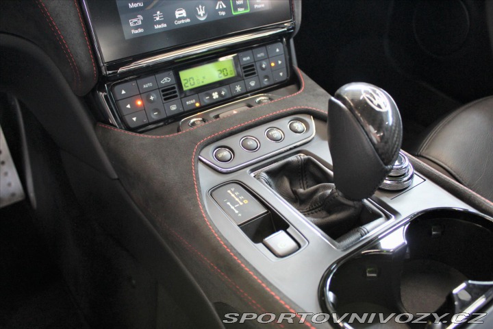 Maserati GranTurismo MC 4,7 V8 338kW 2020