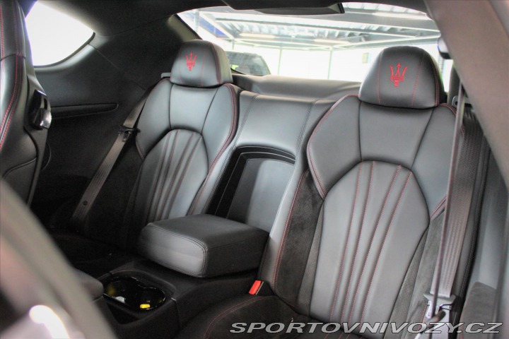 Maserati GranTurismo MC 4,7 V8 338kW 2020