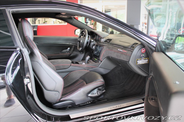 Maserati GranTurismo MC 4,7 V8 338kW 2020