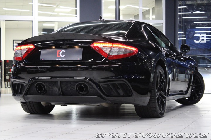 Maserati GranTurismo MC 4,7 V8 338kW 2020