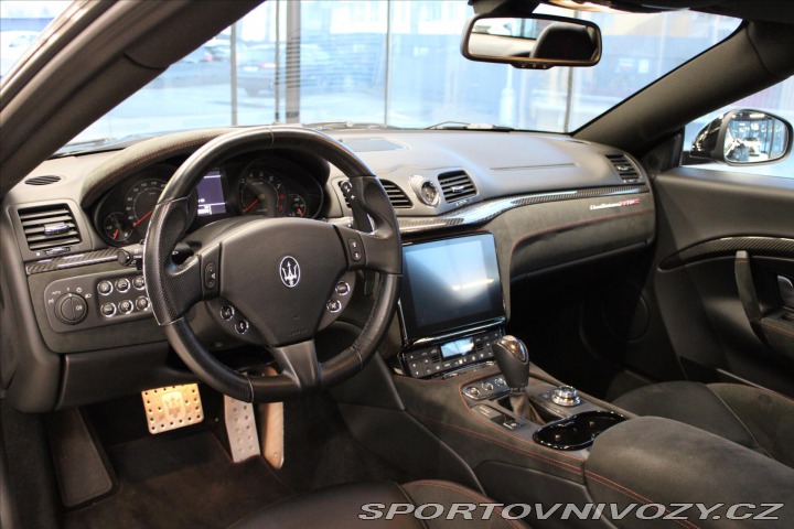 Maserati GranTurismo MC 4,7 V8 338kW 2020