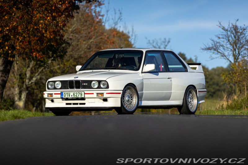 BMW M3 E30