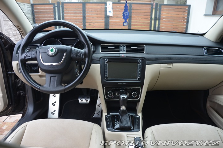 Škoda Superb 3,6 kompresor 2013