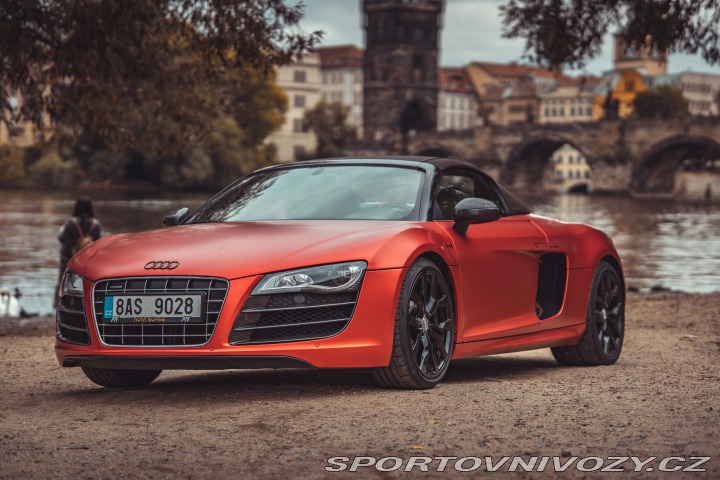 Audi R8 Spider V10 2011